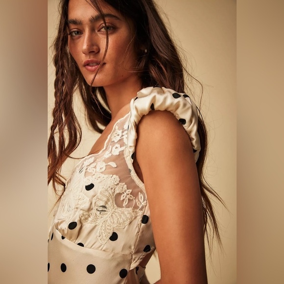 NWT Butterfly Babe Maxi Dress - Picture 4 of 6